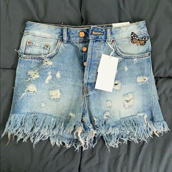 BRAND NEW ZARA JEAN SHORTS - Picture 1 of 7